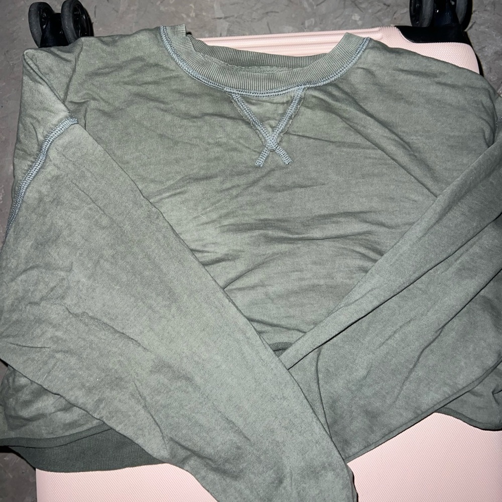 aerie cropped shirt